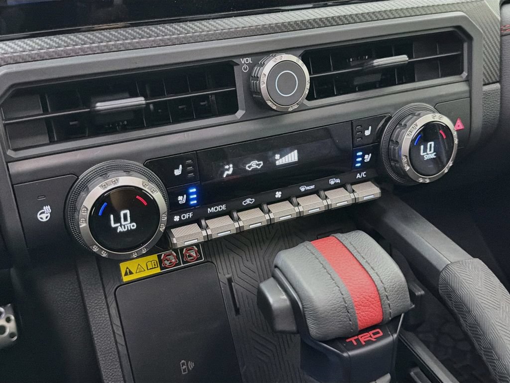 Used 2026 Toyota Tacoma TRD Pro AWD/4WD image 19