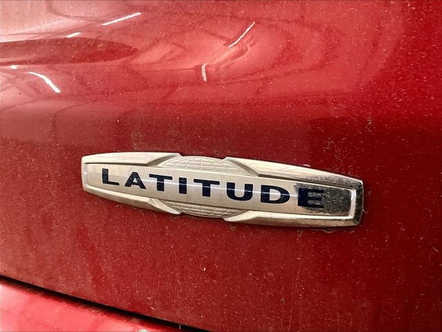 Used 2019 Jeep Compass Latitude w/ Popular Equipment Group FWD image 13