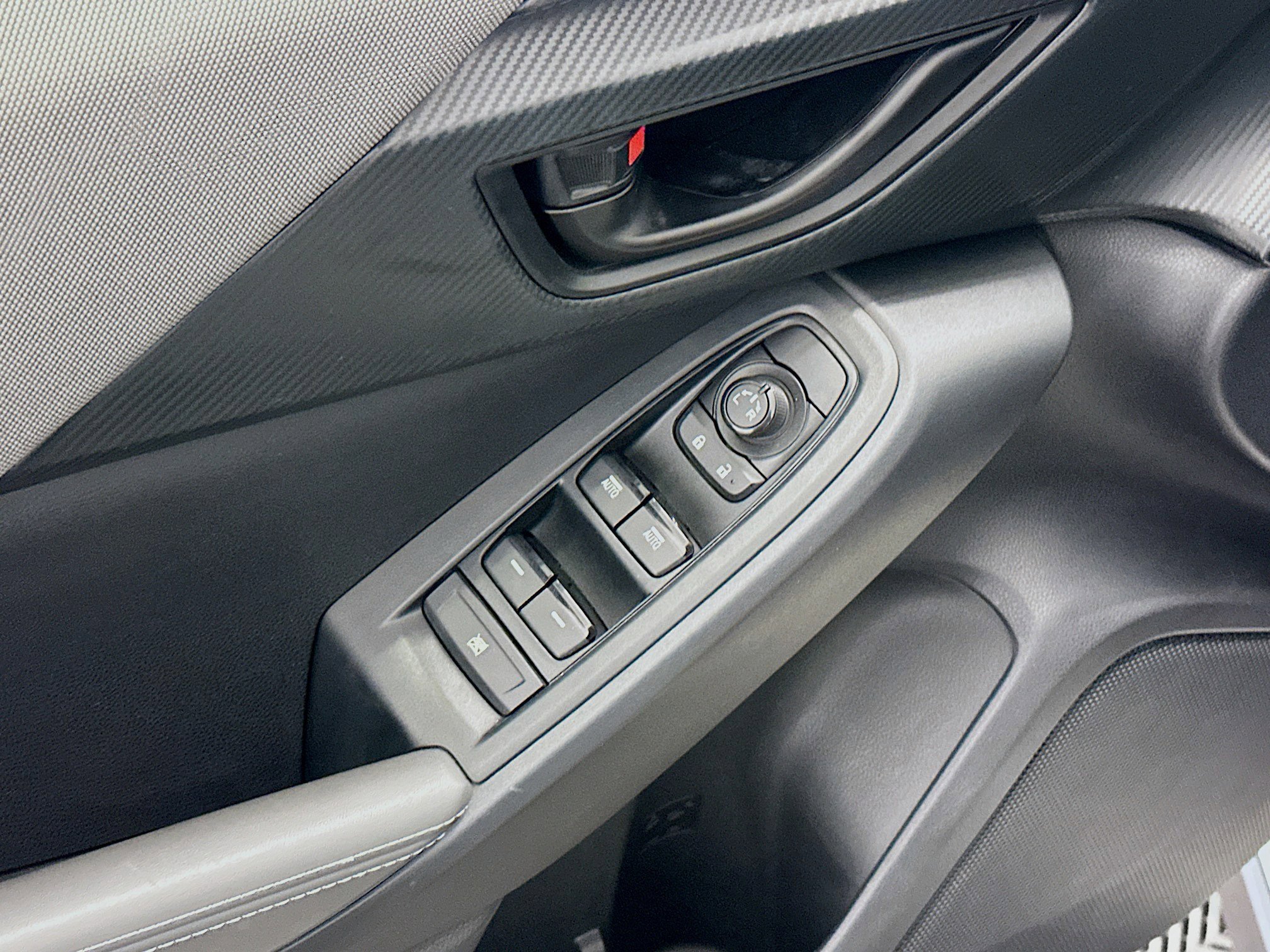 Used 2024 Subaru Crosstrek 2.0i Premium image 15