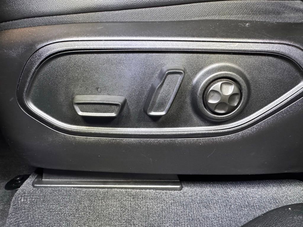 Used 2024 Jeep Grand Cherokee L Laredo image 21