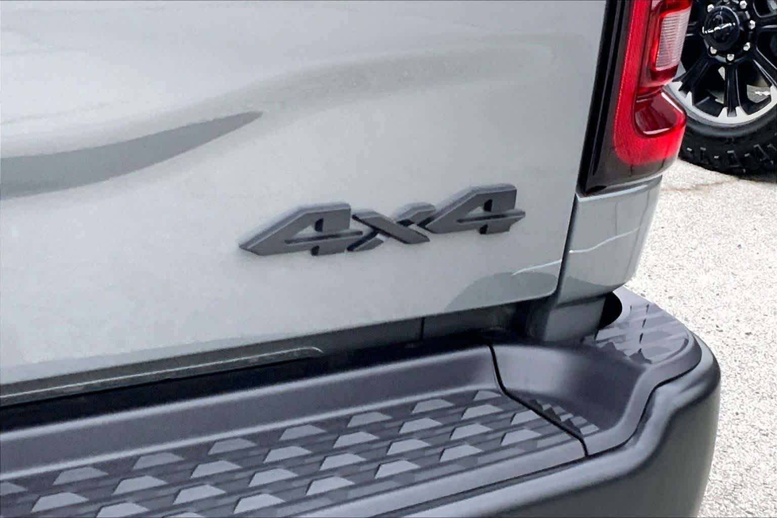 New 2026 RAM 2500 Warlock AWD/4WD image 14