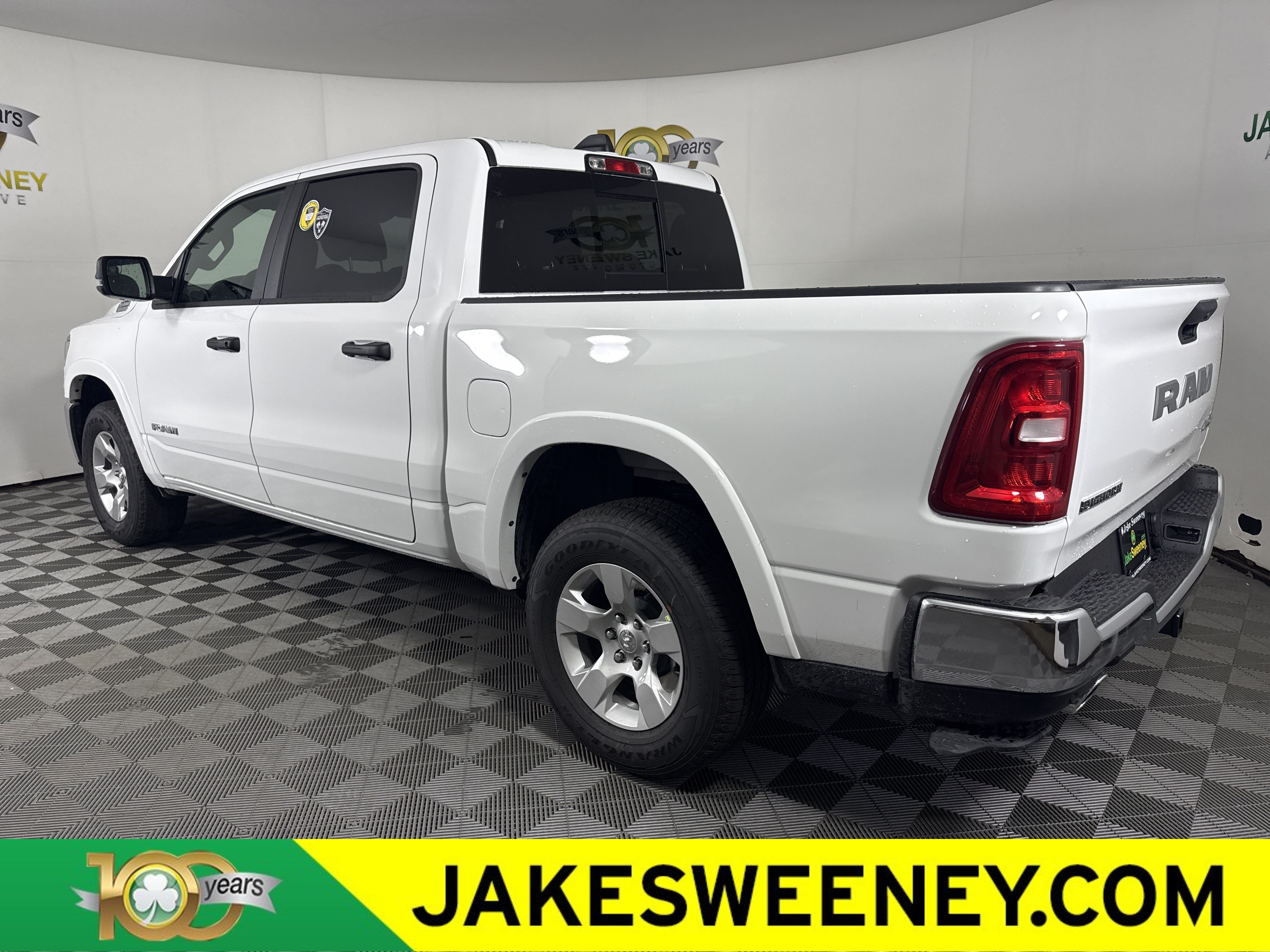 New 2026 RAM 1500 Big Horn AWD/4WD image 6