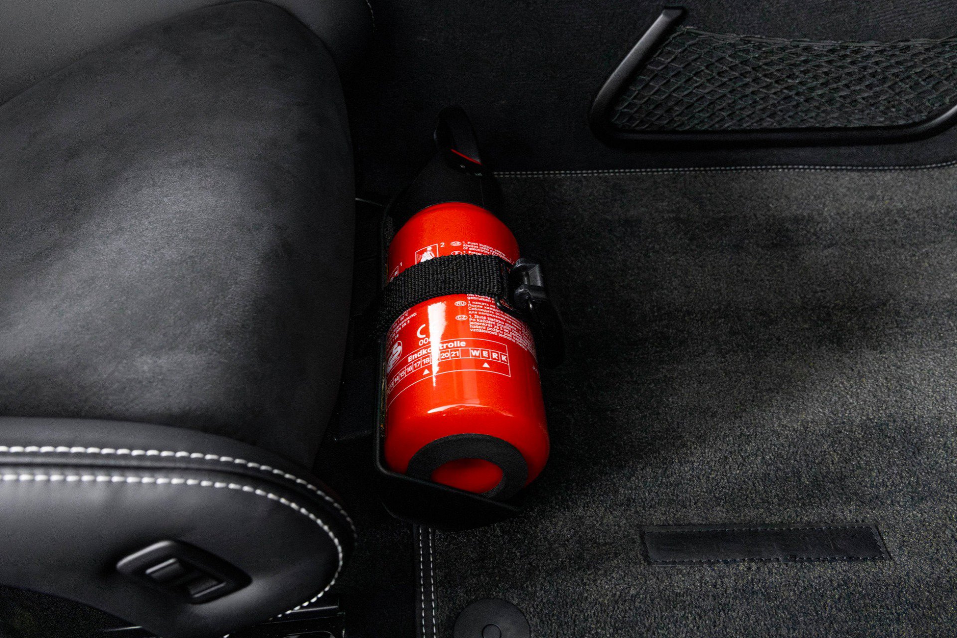 Used 2018 Porsche 911 GT2 RS image 37