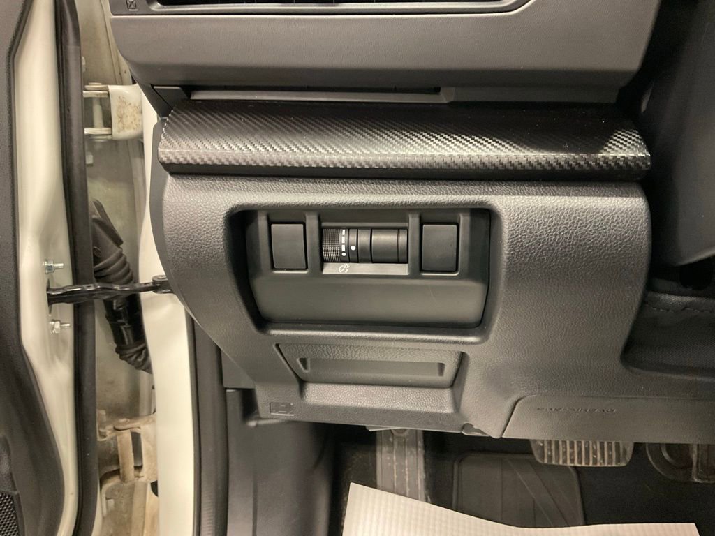 Used 2024 Subaru Crosstrek 2.0i Premium image 20