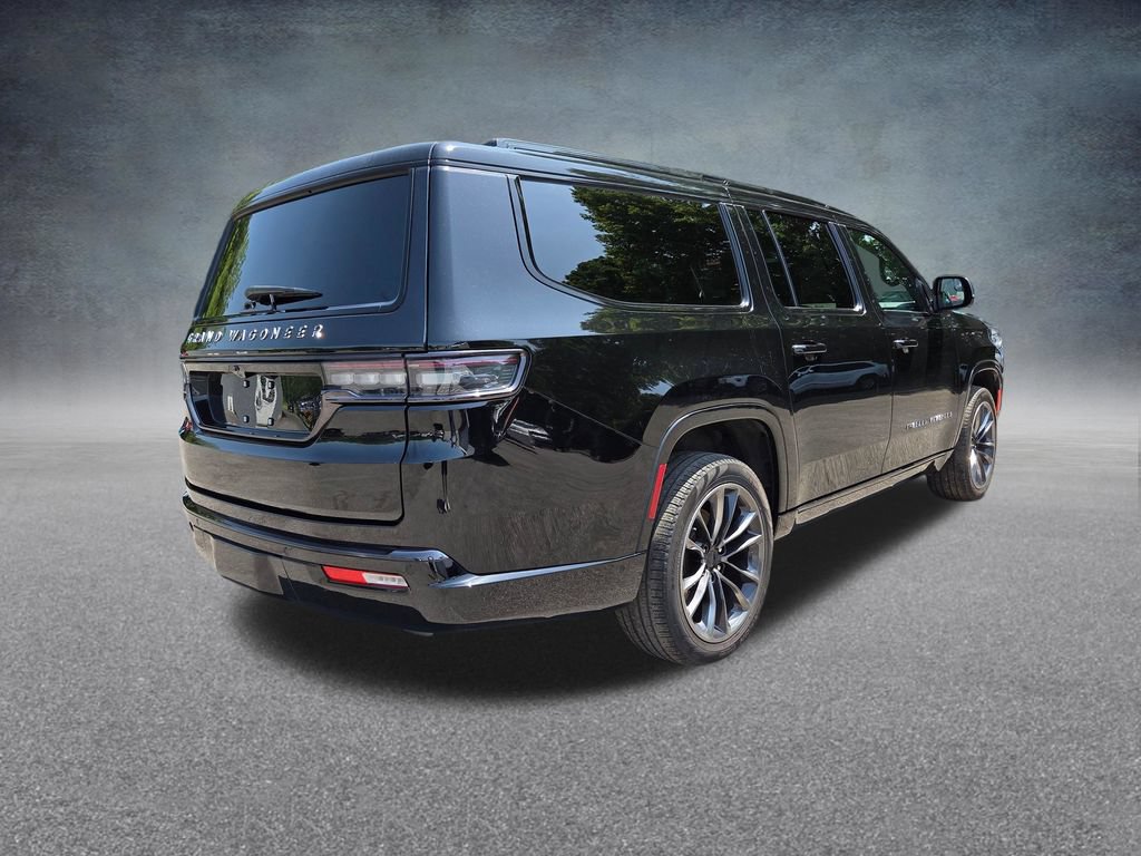 Used 2025 Jeep Grand Wagoneer L Series III w/ Rear Seat Video Group 1 AWD/4WD image 8