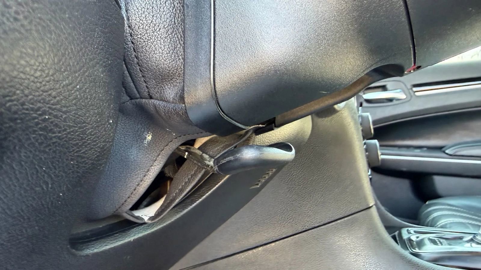 Used 2021 Chrysler 300 S image 27