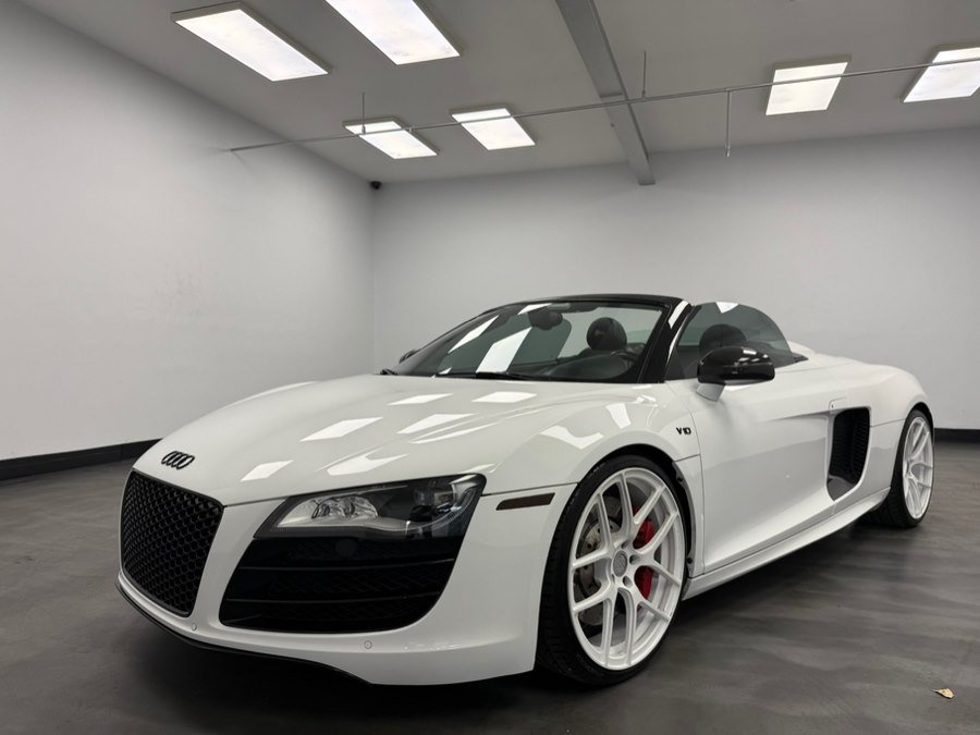 Used 2011 Audi R8 V10 AWD/4WD image 6