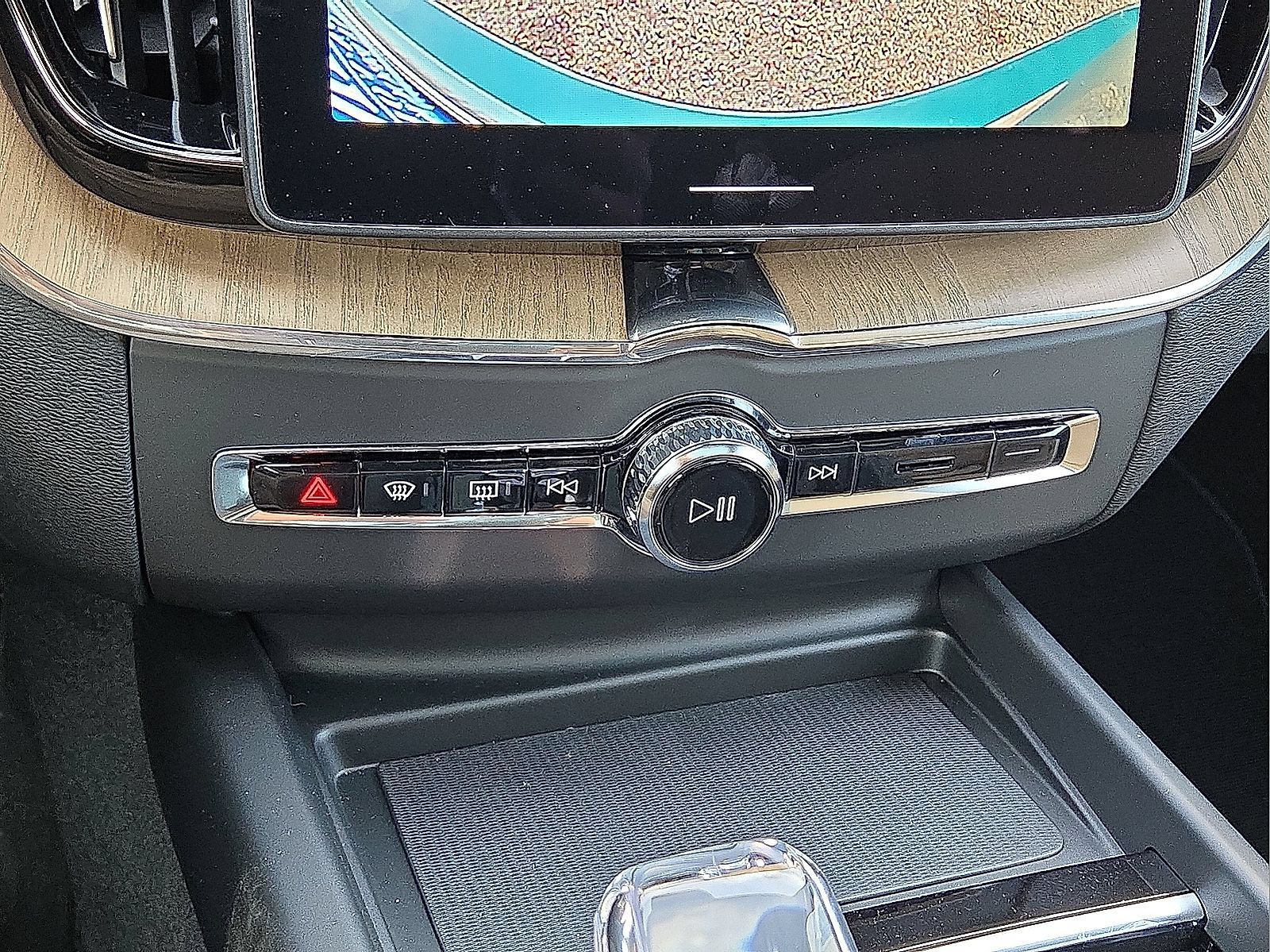 New 2026 Volvo XC60 B5 Core AWD/4WD image 21