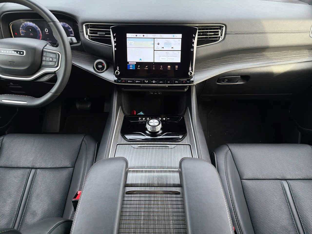 Used 2024 Jeep Wagoneer Series II w/ Flexible Seating Group image 13