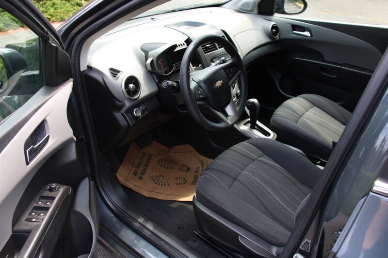 Used 2012 Chevrolet Sonic LT FWD image 5