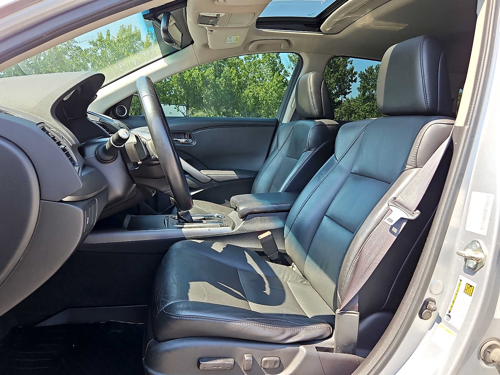 Used 2015 Acura RDX FWD image 13