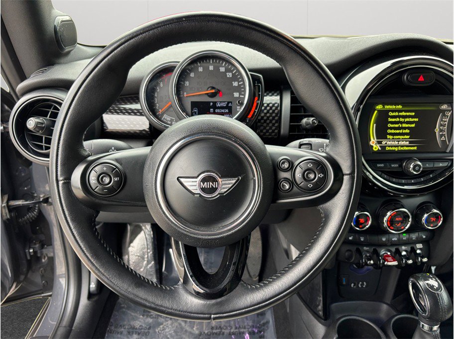 Used 2018 MINI Cooper S image 22