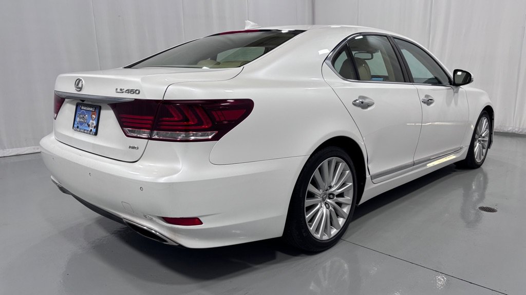 Used 2015 Lexus LS 460 AWD w/ Comfort Package image 5