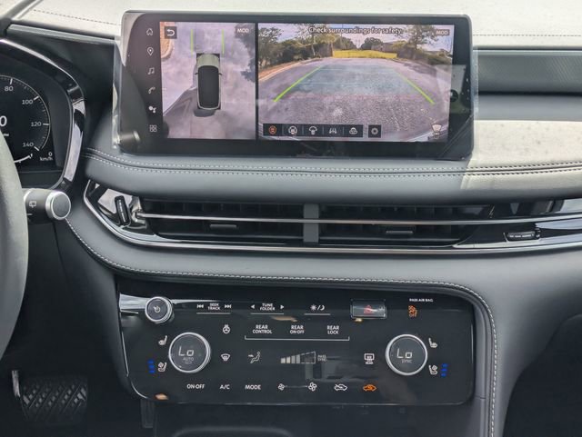 New 2026 INFINITI QX80 Luxe AWD/4WD image 17