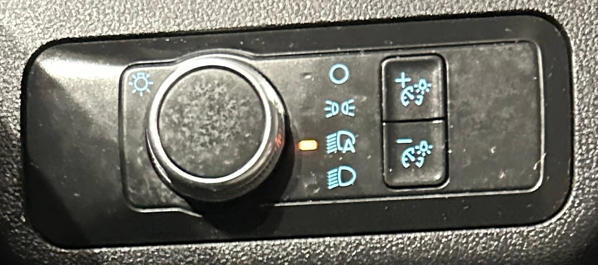 Used 2022 Ford Escape SE w/ Cold Weather Package FWD image 55
