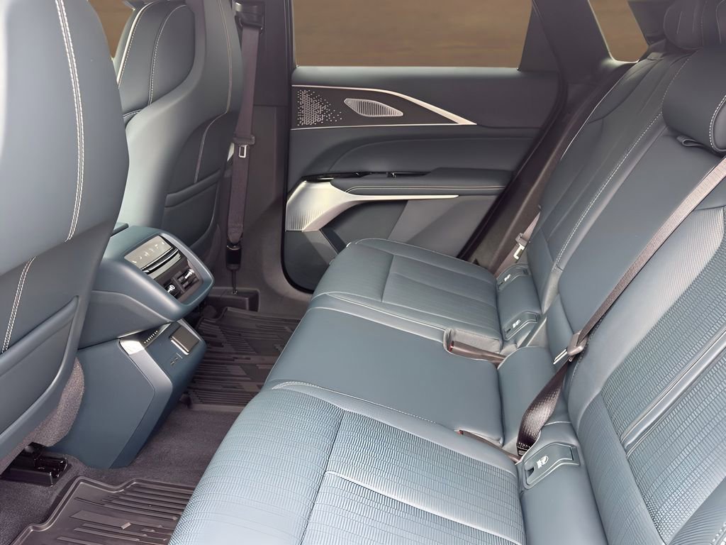 Certified 2025 Cadillac Lyriq Sport w/ Nappa Leather Package image 29