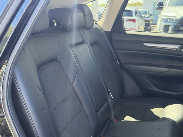 Used 2018 MAZDA CX-5 Touring w/ Preferred Equipment Package FWD image 24