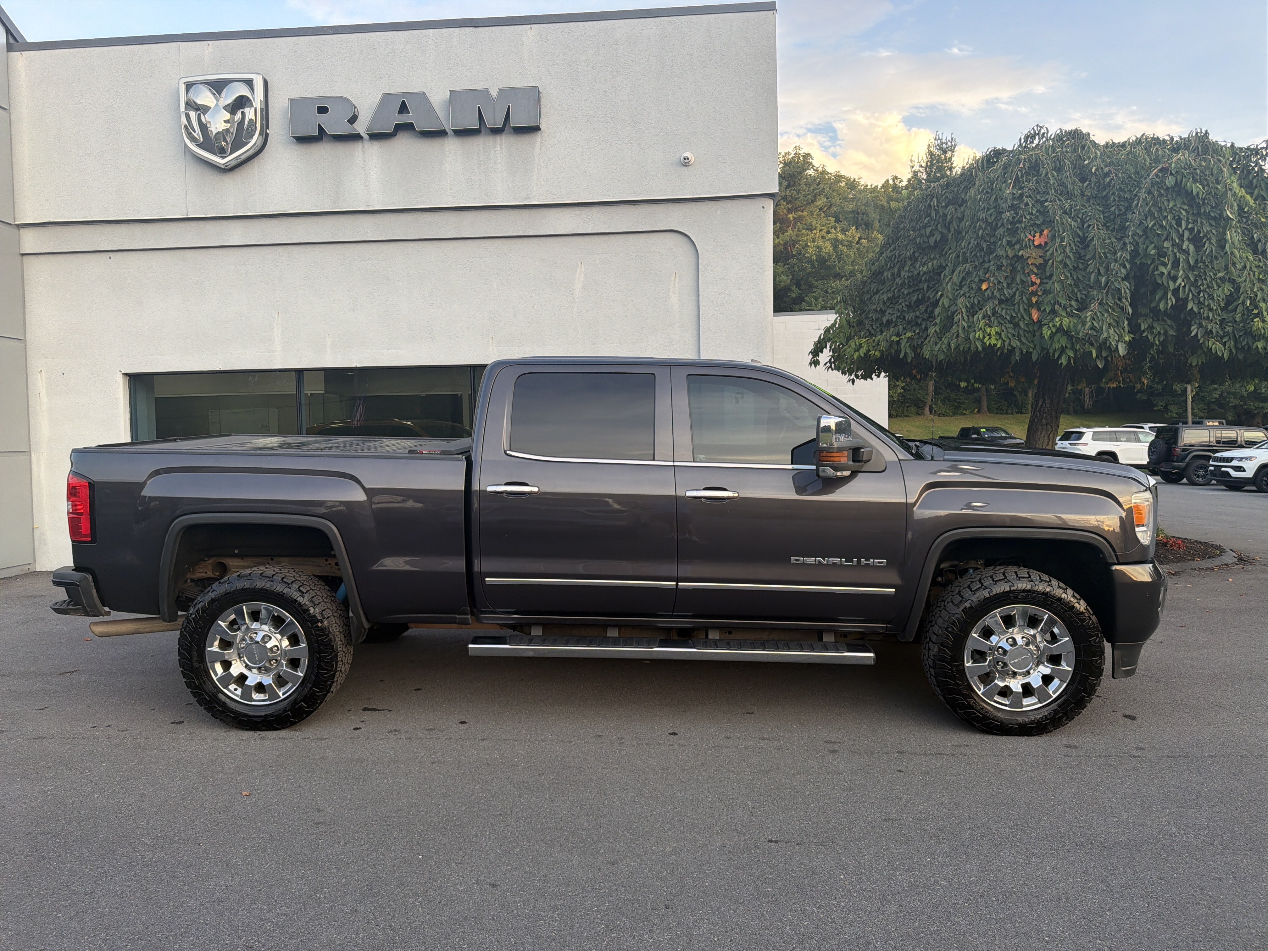 Used 2016 GMC Sierra 2500 Denali w/ Driver Alert Package AWD/4WD video 2