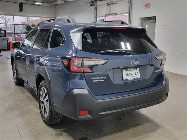 Certified 2025 Subaru Outback Premium image 8
