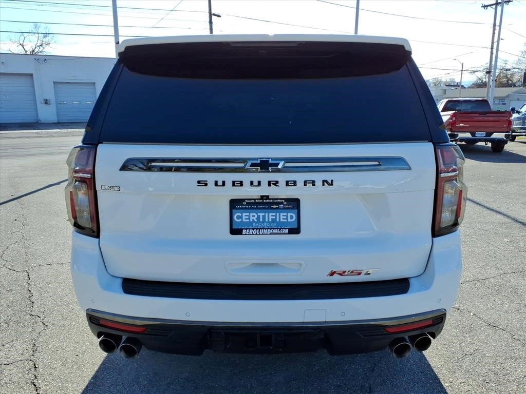 Certified 2022 Chevrolet Suburban RST w/ Sport Performance Package image 5