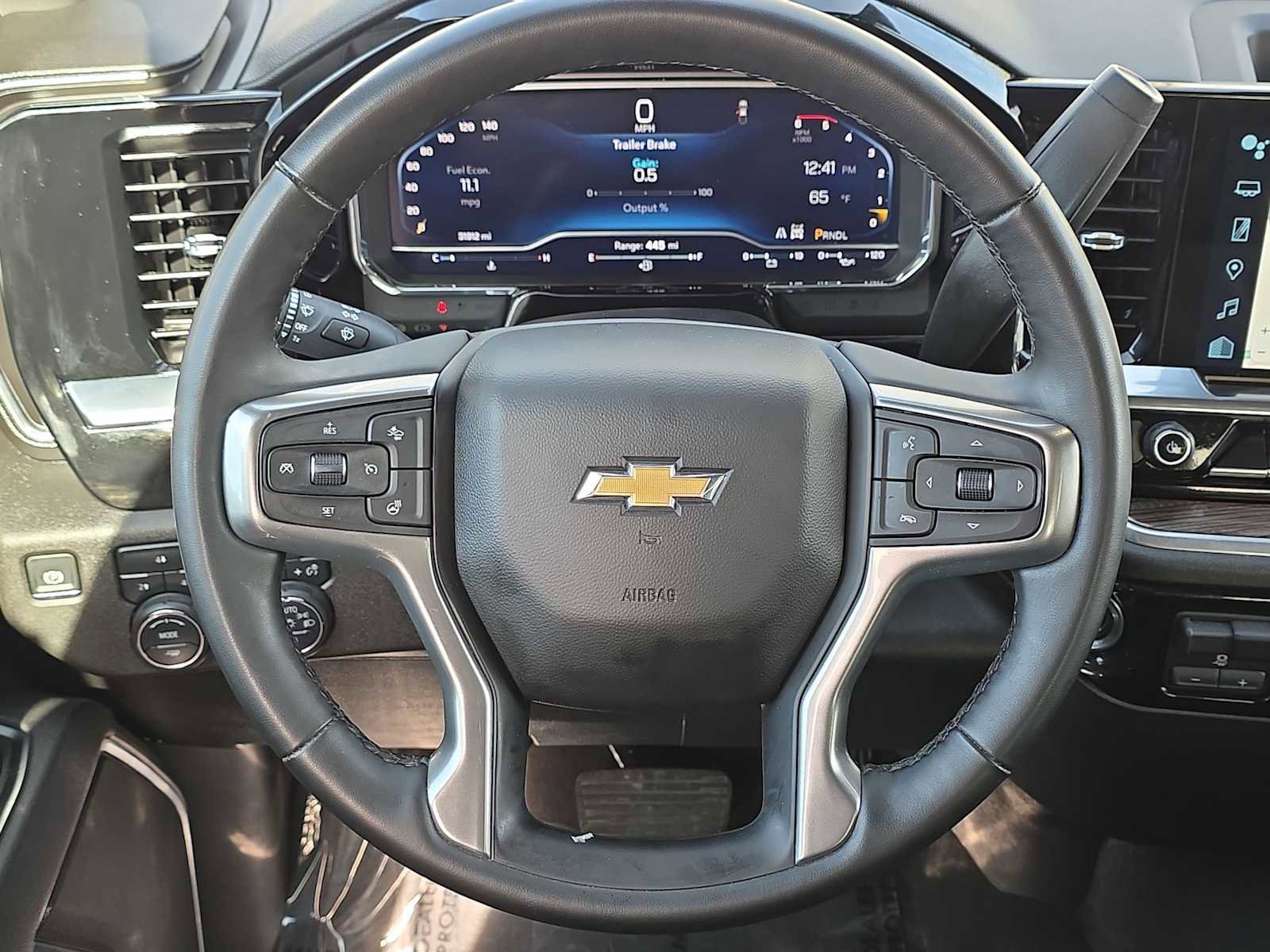 Used 2025 Chevrolet Silverado 2500 LT w/ Convenience Package image 18