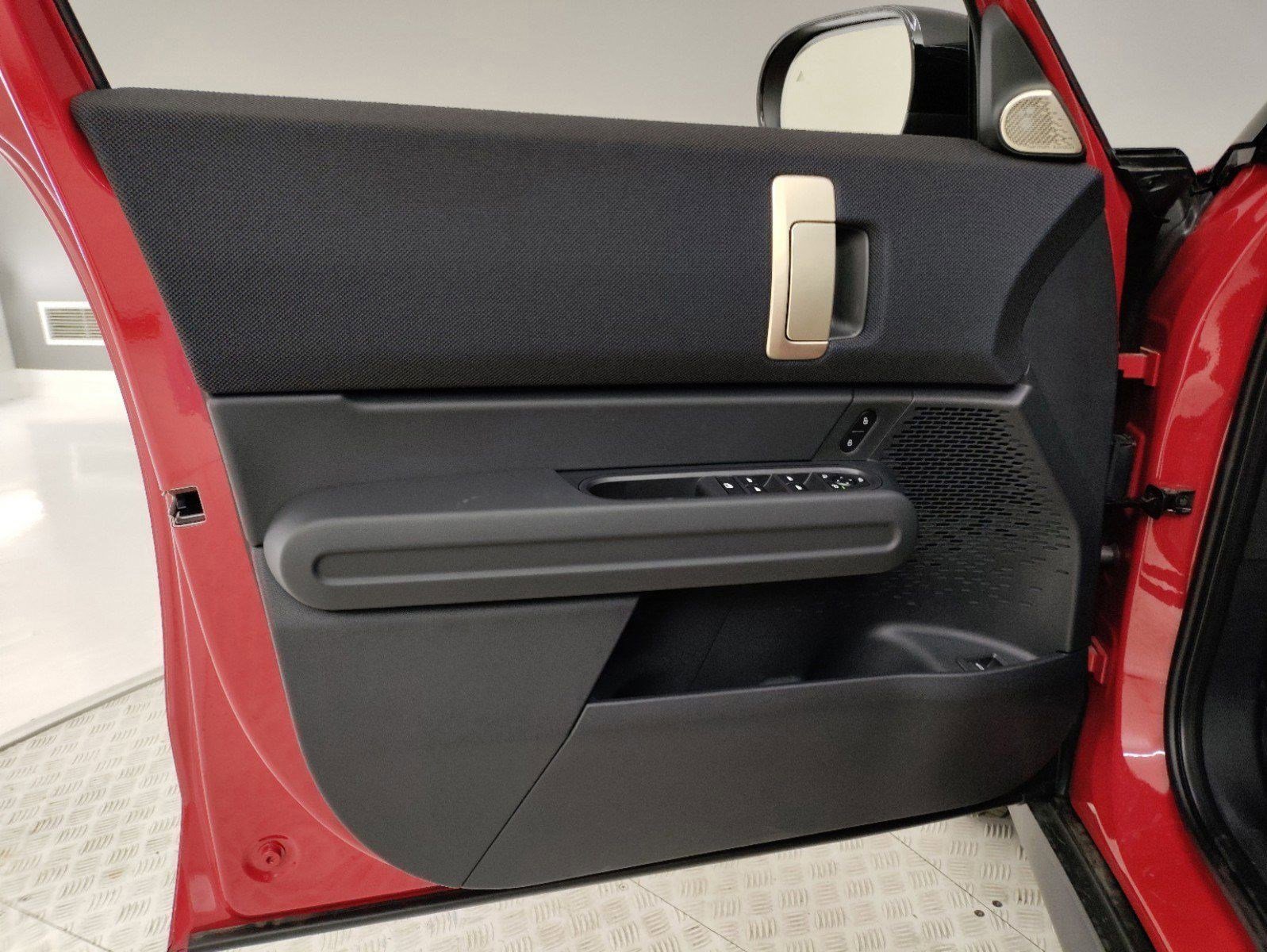 Used 2025 MINI Cooper Countryman S w/ Comfort Package Max image 10