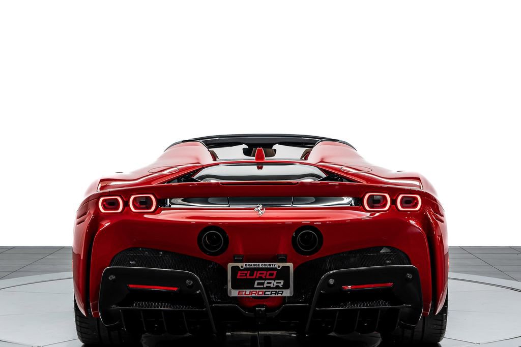 Used 2023 Ferrari SF90 Spider Base image 5