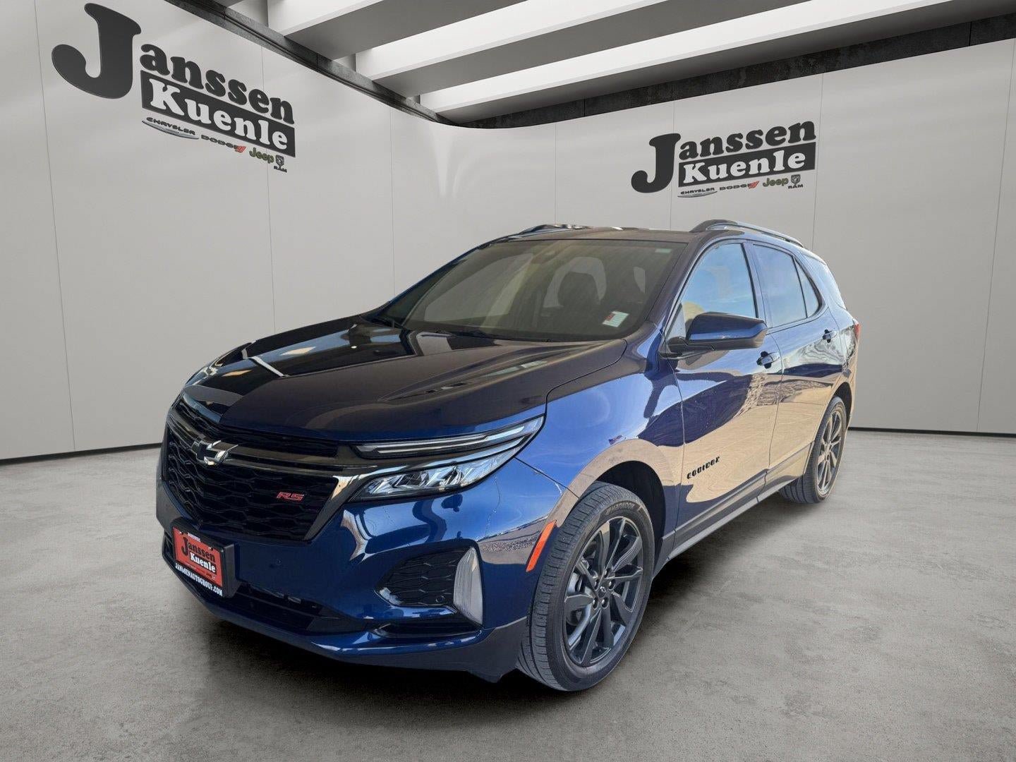Used 2023 Chevrolet Equinox RS AWD/4WD image 5