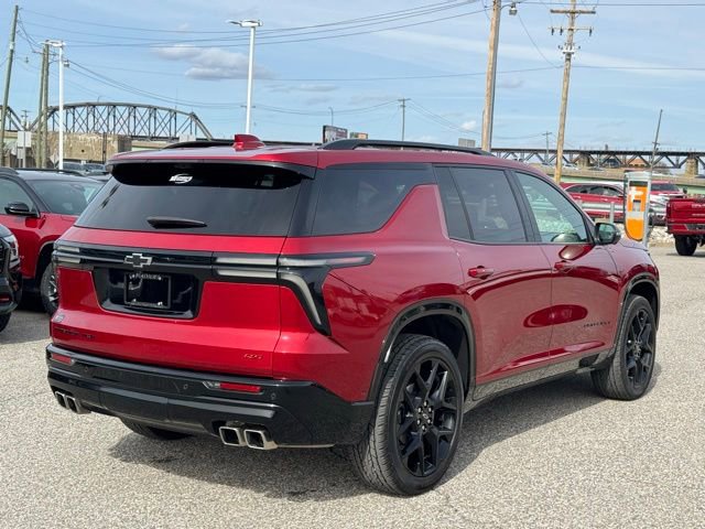 Used 2024 Chevrolet Traverse RS w/ LPO, Floor Liner Package image 5