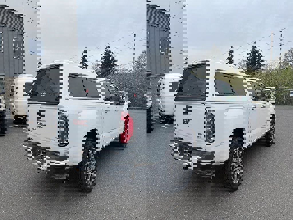 Used 2019 GMC Canyon Denali AWD/4WD image 3