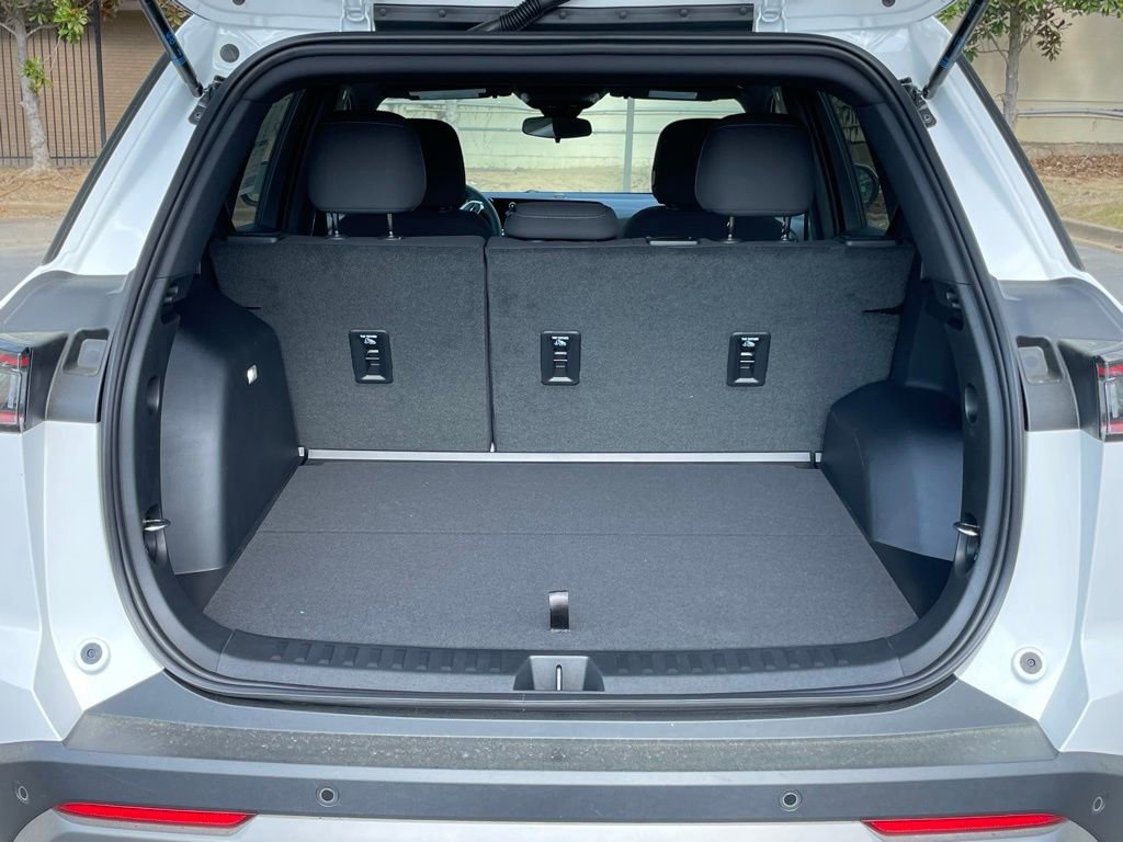 New 2026 Chevrolet Equinox LT image 7