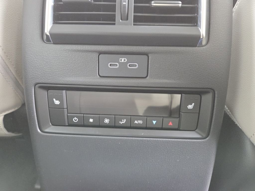 New 2026 MAZDA CX-70 SC Plus image 9