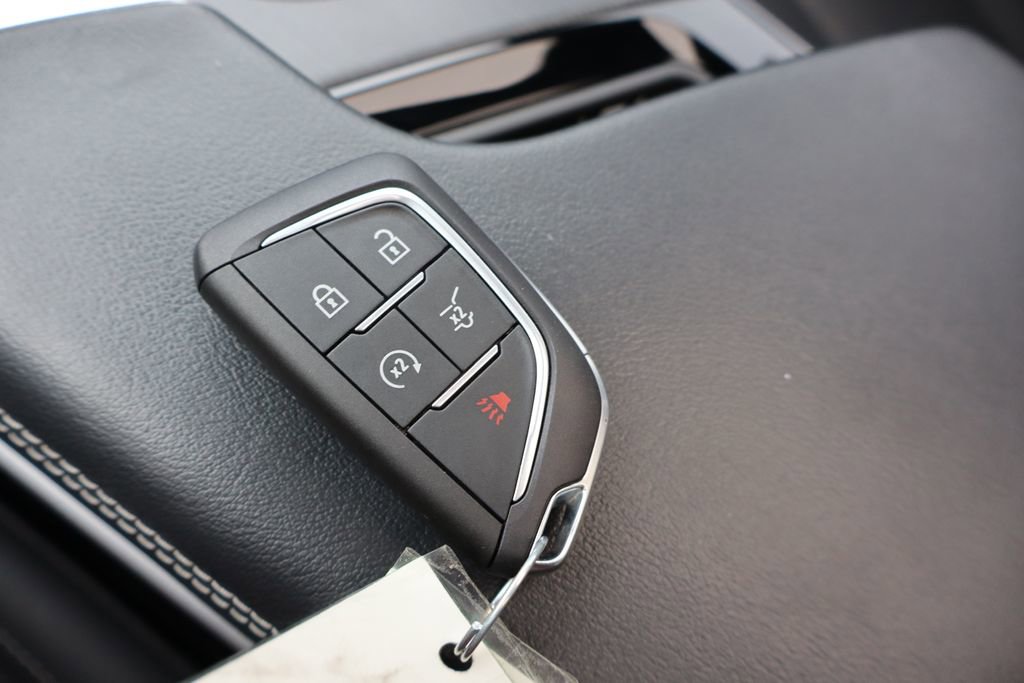 Used 2024 Cadillac Lyriq Sport RWD image 44