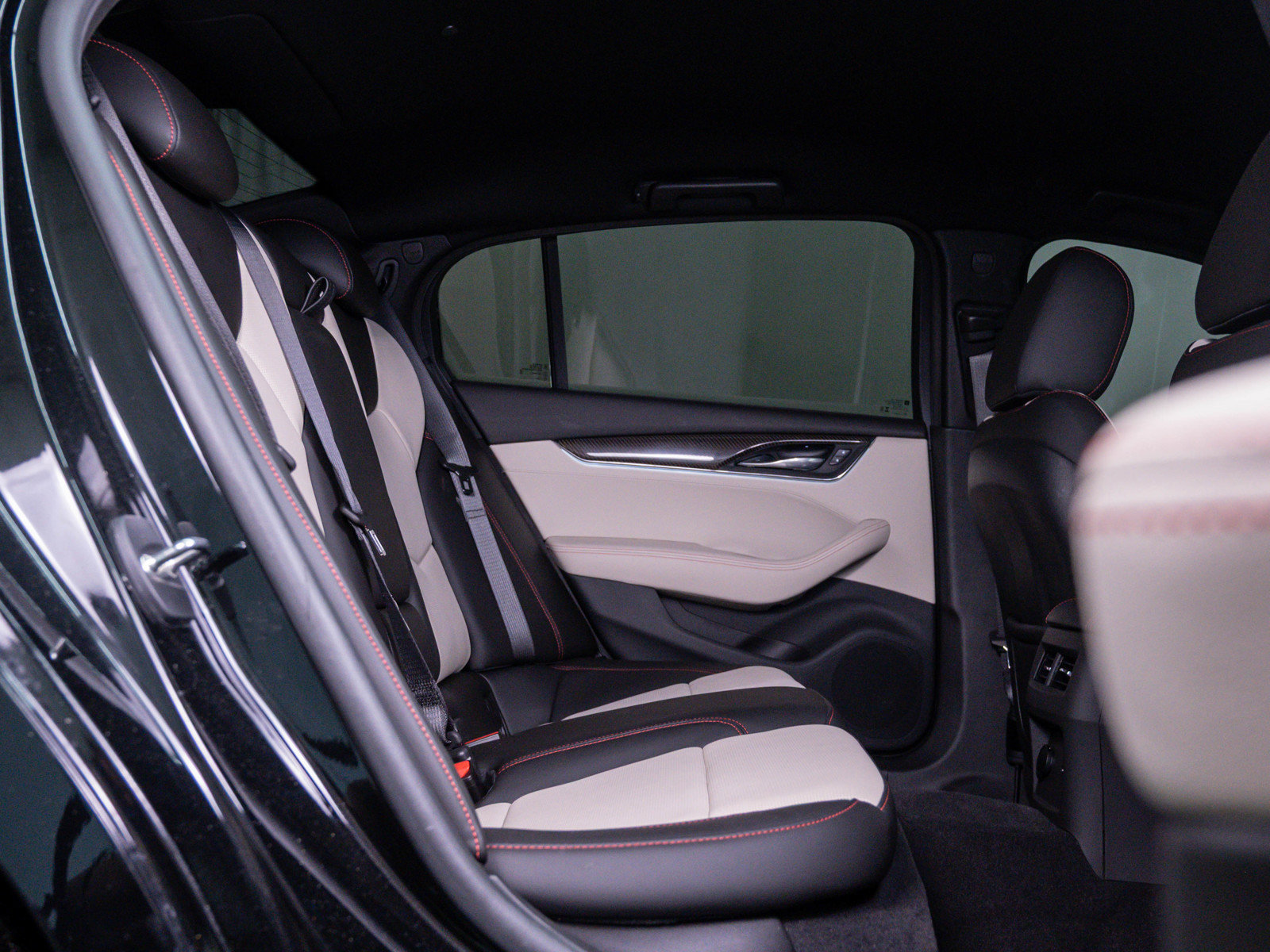 Used 2024 Cadillac CT5 Sport w/ Climate Package RWD image 11