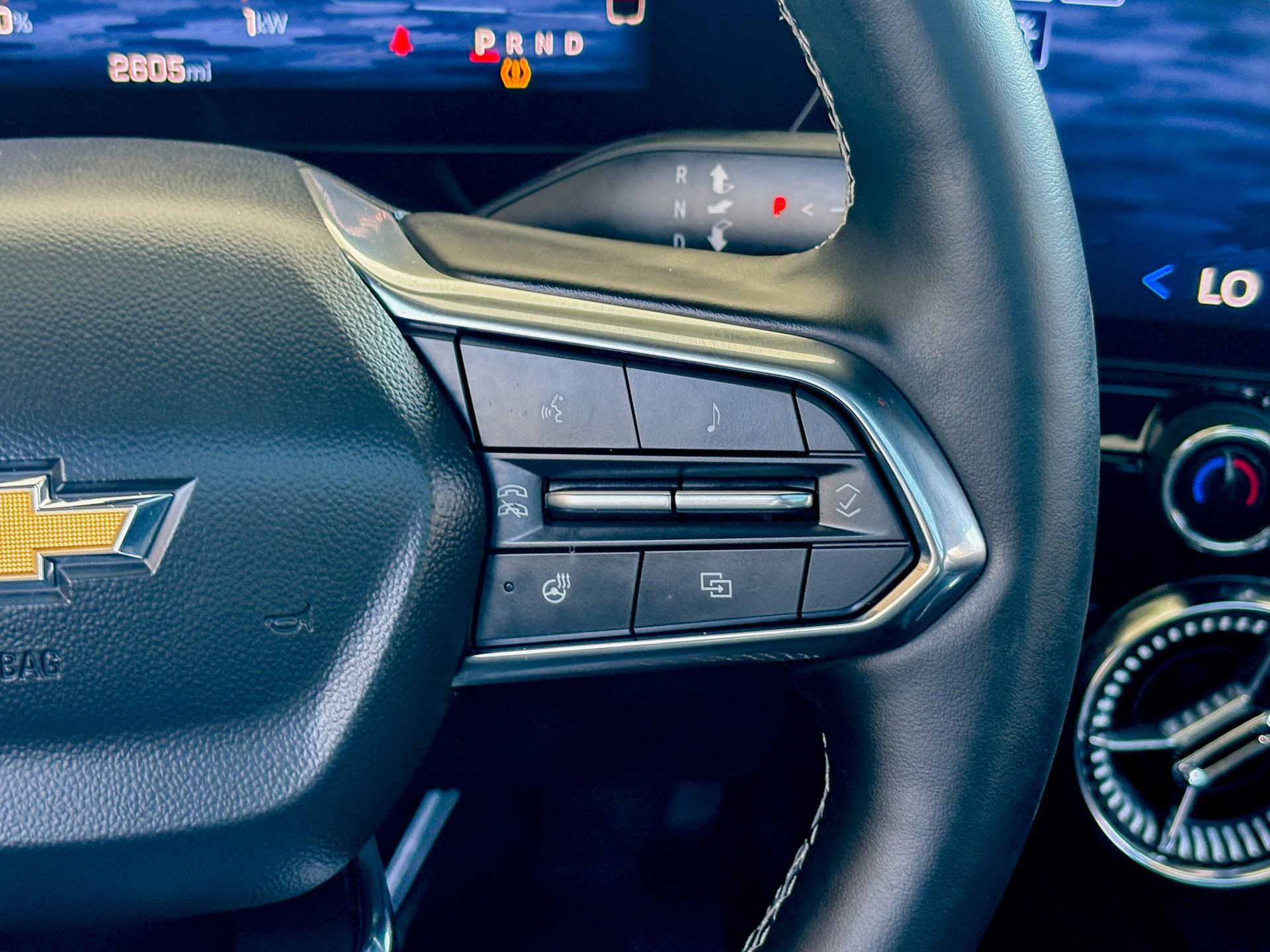 Used 2024 Chevrolet Blazer EV LT image 26