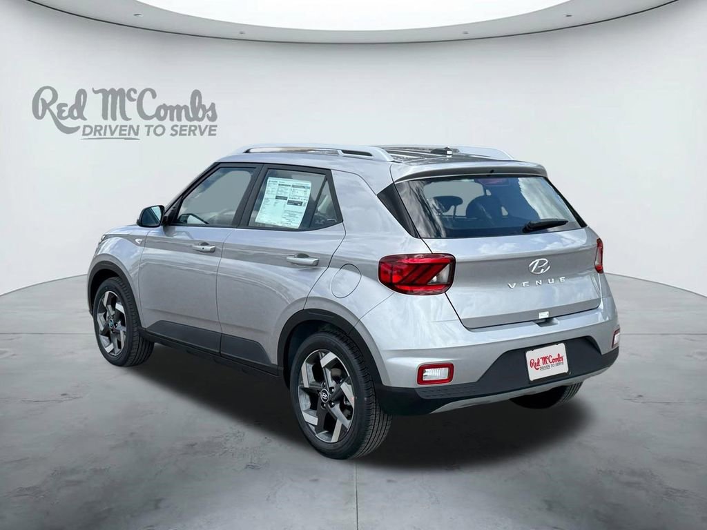 New 2026 Hyundai Venue SEL FWD image 3
