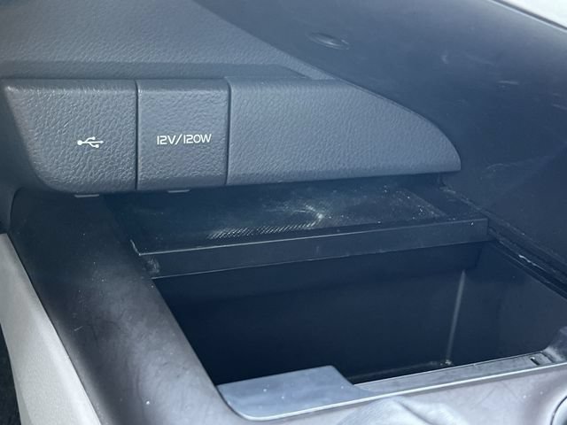 Used 2024 Toyota Camry SE FWD image 21