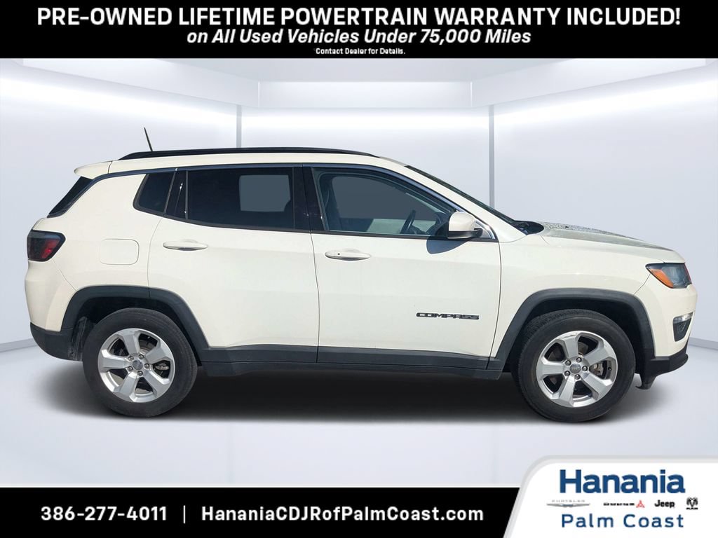 Used 2021 Jeep Compass Latitude FWD image 2