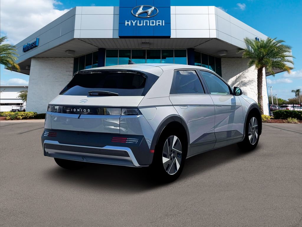New 2026 Hyundai Ioniq 5 SE image 8
