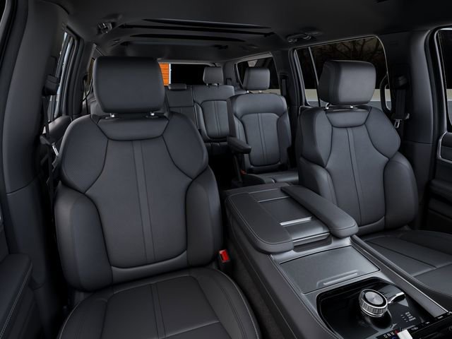 New 2026 Jeep Grand Wagoneer 4WD image 16