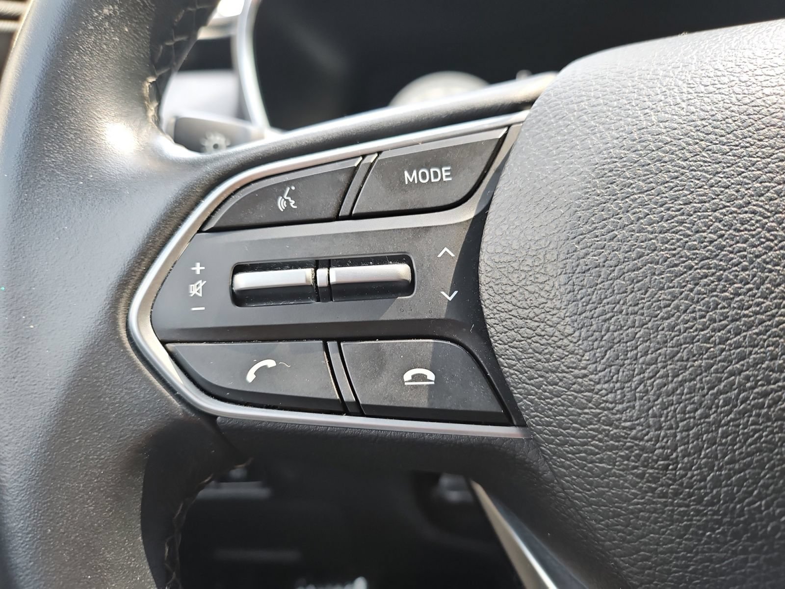 Used 2022 Hyundai Santa Fe SEL w/ Convenience + Premium Package AWD/4WD image 30