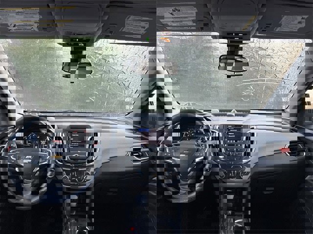 Used 2022 Chevrolet Equinox LS image 18