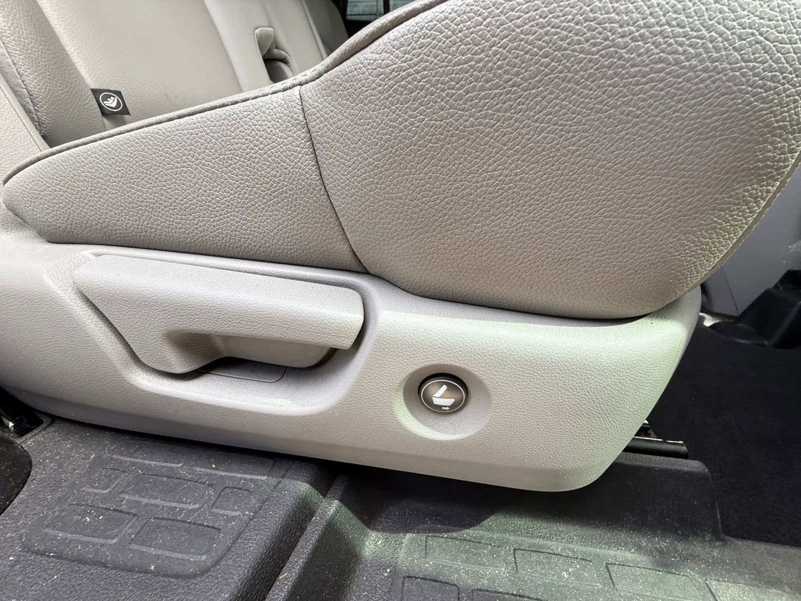 Used 2017 Honda Pilot EX-L image 29