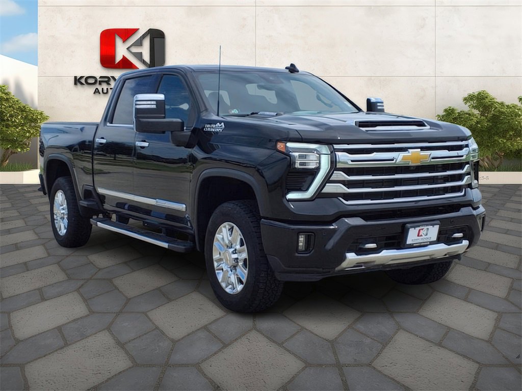Used 2024 Chevrolet Silverado 2500 High Country w/ High Country Premium Package image 2