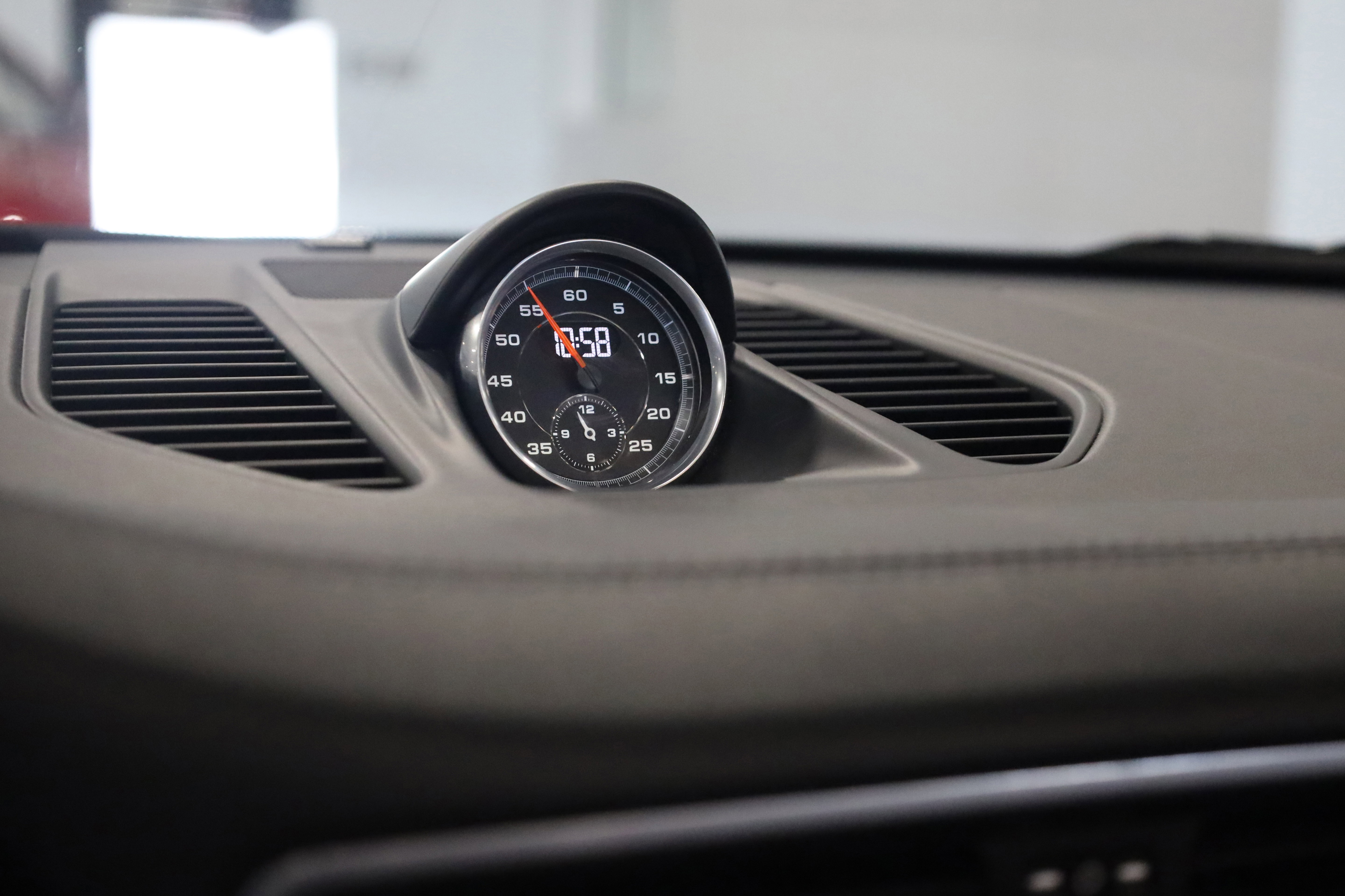 Used 2017 Porsche 911 Carrera 4S image 28