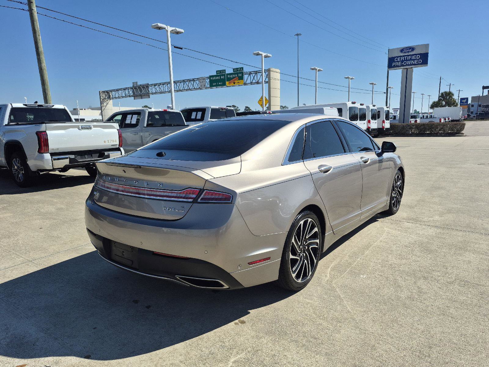 Used 2020 Lincoln MKZ Reserve w/ Elements Package image 6
