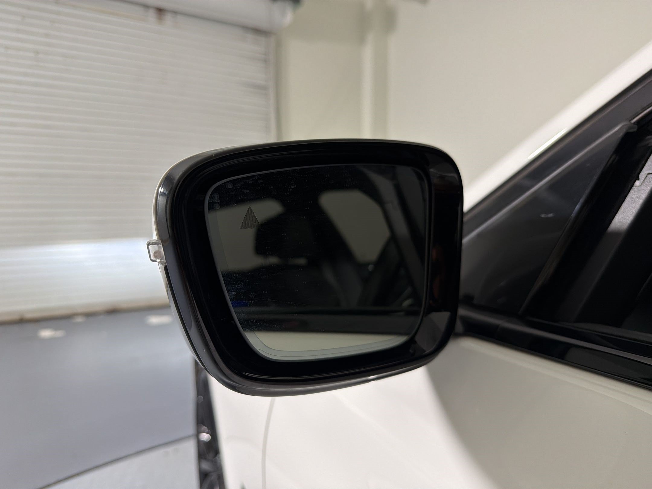 Used 2020 BMW 740i xDrive w/ M Sport Package AWD/4WD image 9