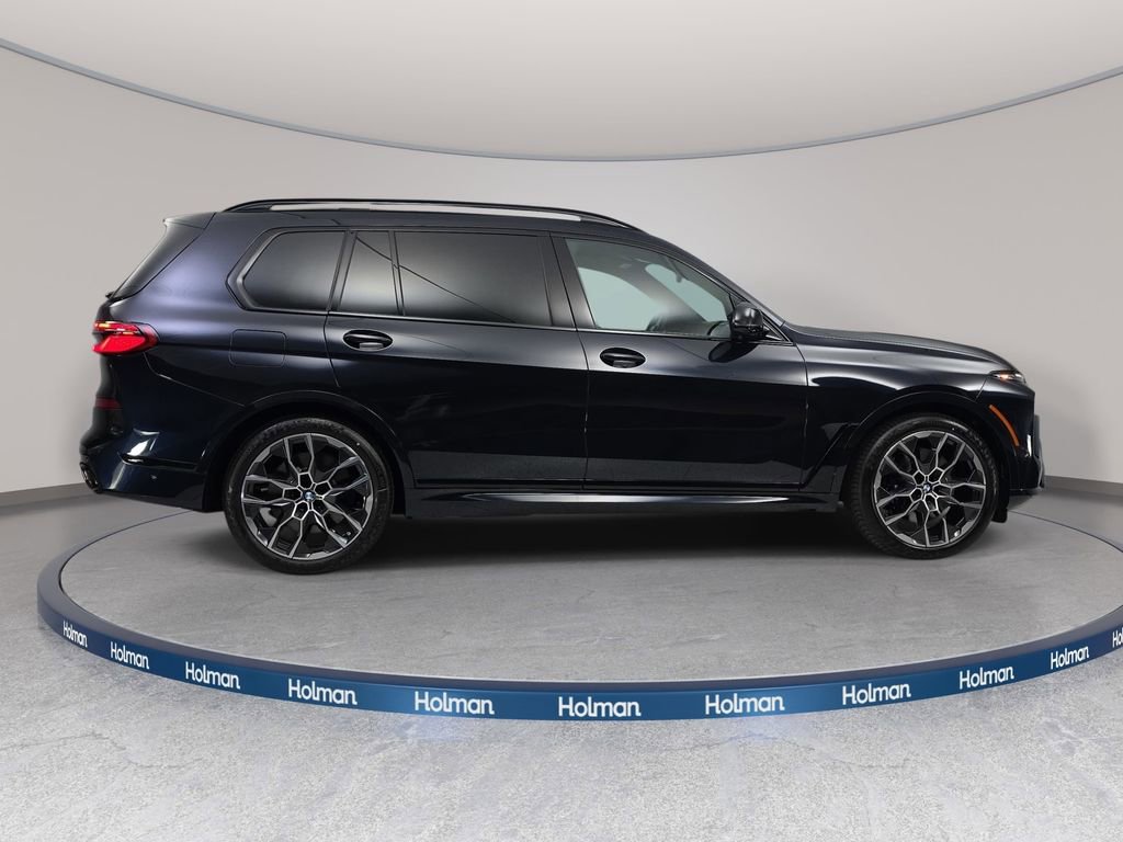 New 2026 BMW X7 M60i image 4