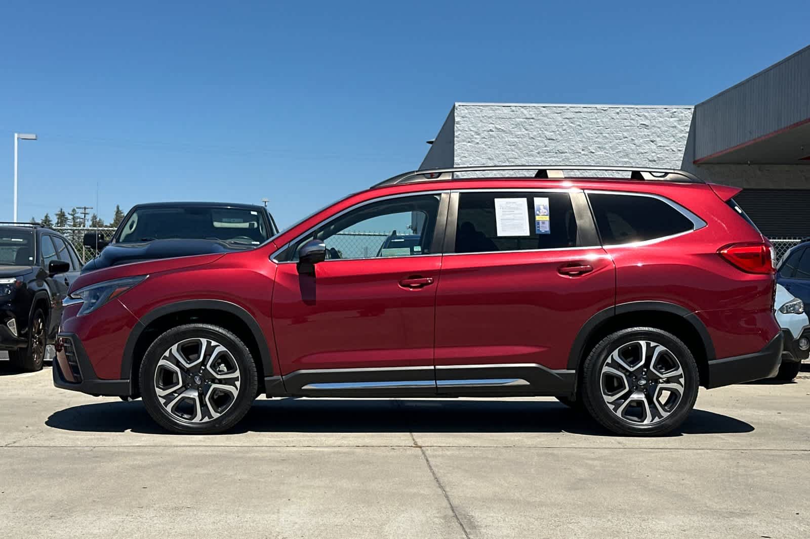 Certified 2023 Subaru Ascent Limited w/ Technology Package AWD/4WD image 6