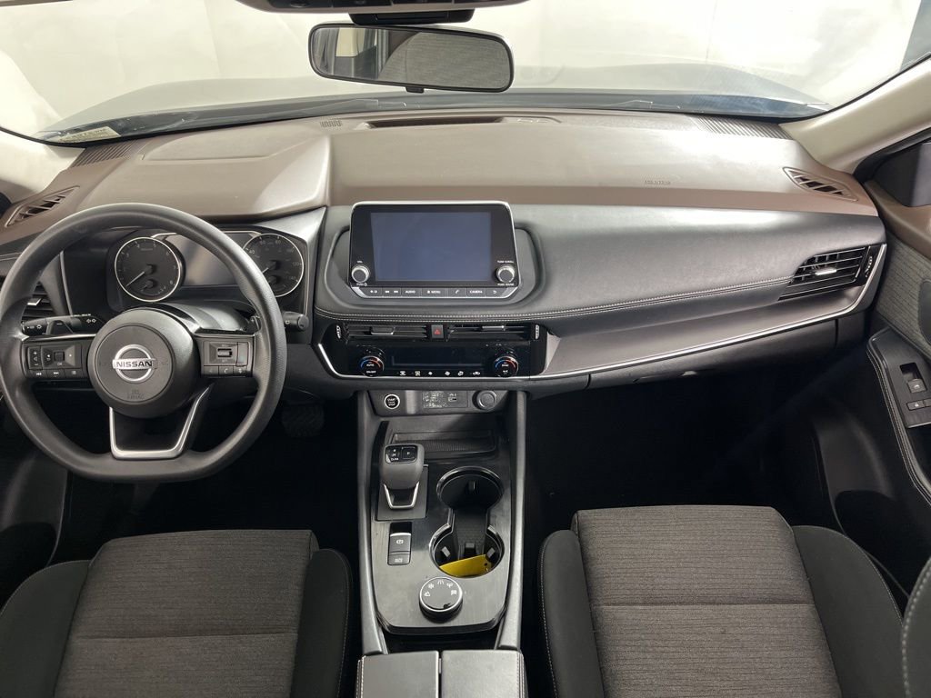 Used 2021 Nissan Rogue SV image 16